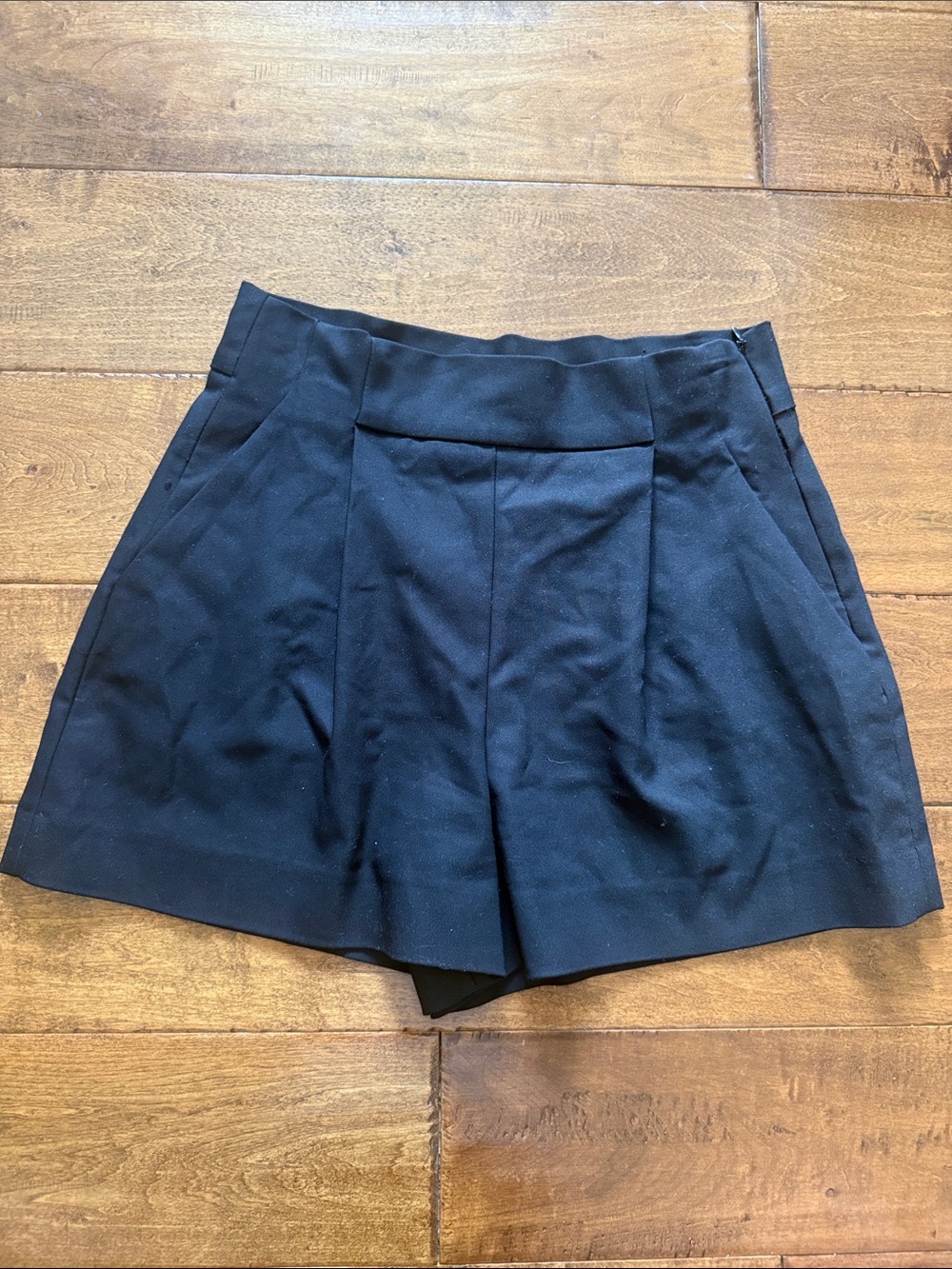 Zara High-Waist Black Women’s Tailored Shorts